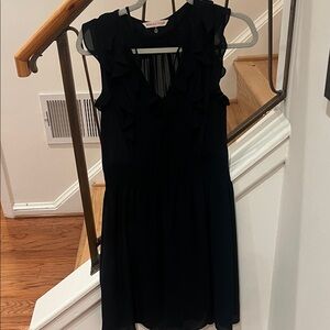 Elegant Black Sleeveless Dress